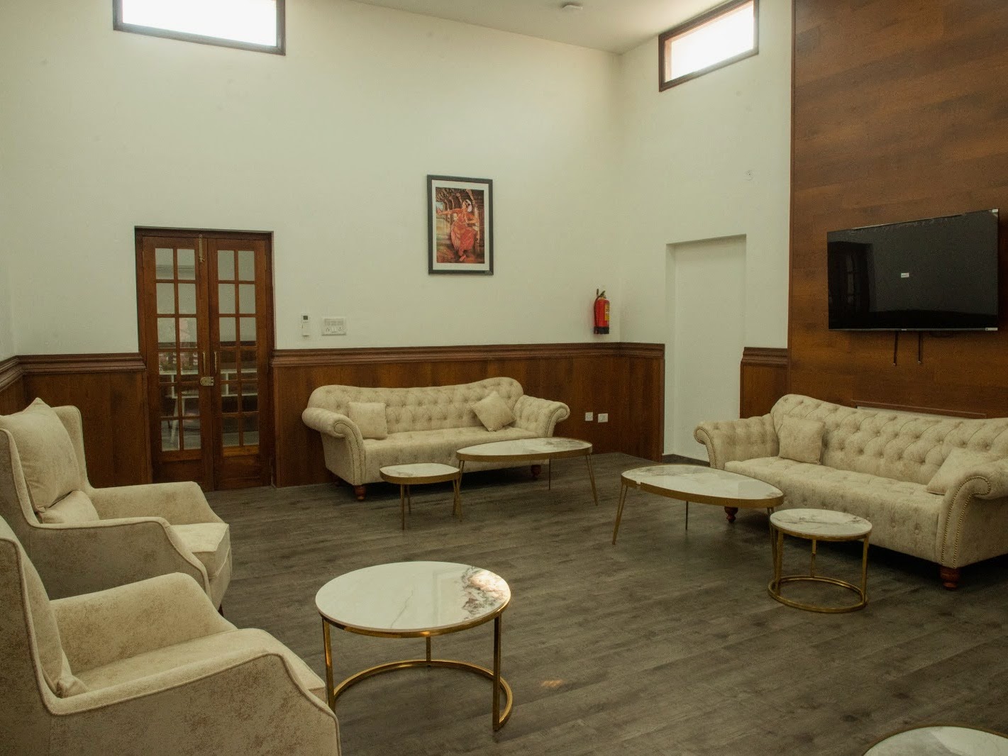 2. Reunion Room