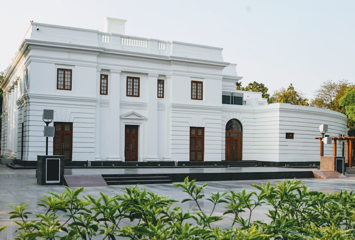 Travancore Palace - Side Exterior